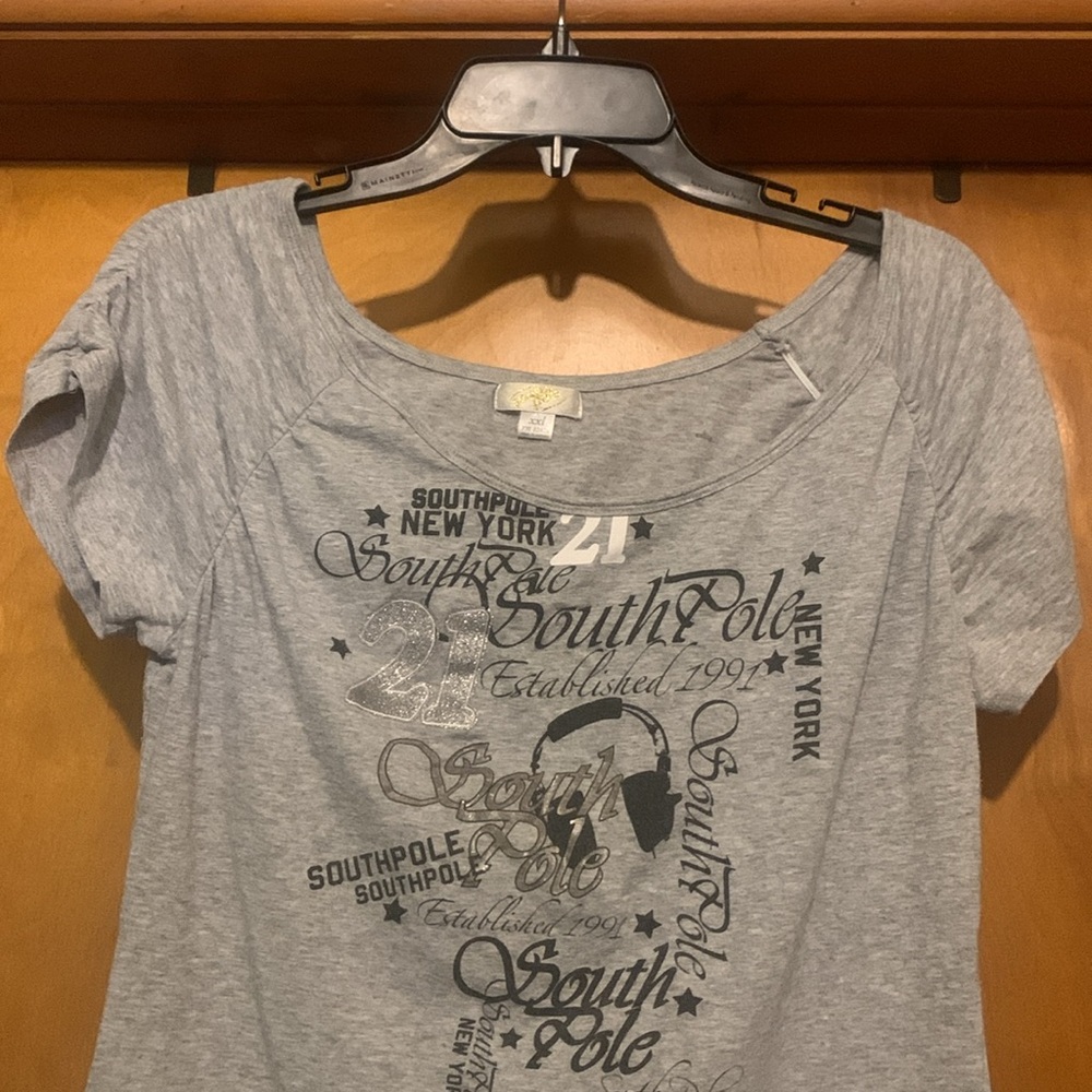 Tee - Picture 3 of 6